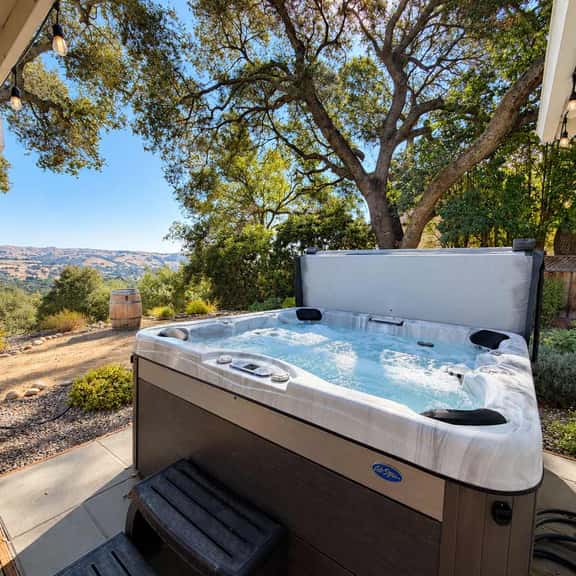 Valley View - EV, Hot Tub, Fire Pit, Game Room - Image 1