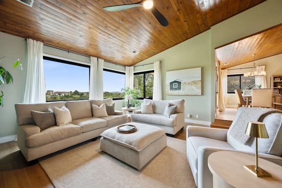 Paso Wine Oasis: Hot Tub, Sauna, King Beds, Views - Image 1